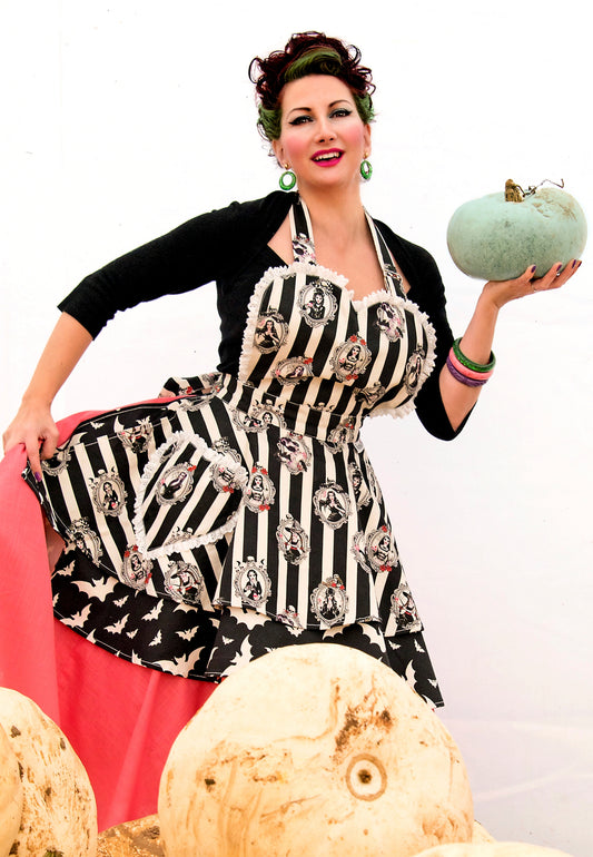 Ghoul Gang Cake Club Womens Sweetheart Apron