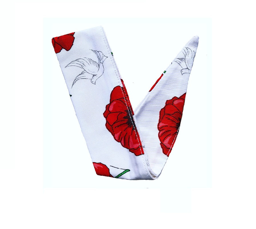 Poppies Retro Hair Tie. Full size.