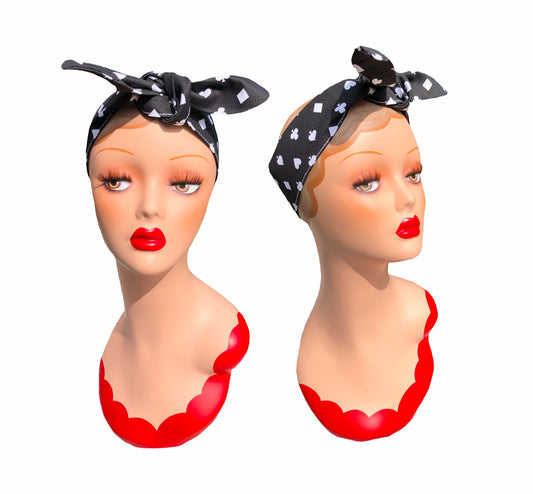 Alice in Wonderland Black Cards Print Retro Hair Tie. Full size.