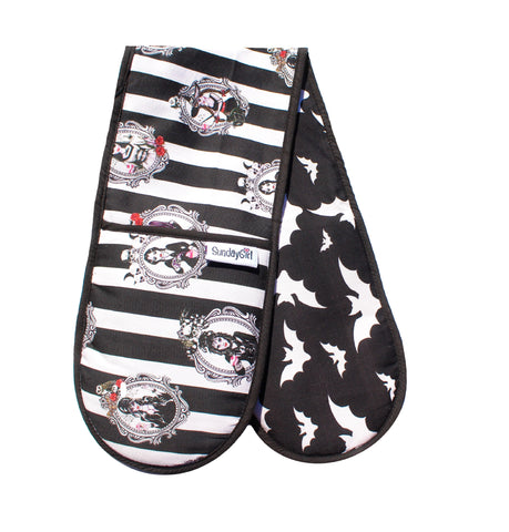 Ghoul Gang Cake Club Oven Gloves
